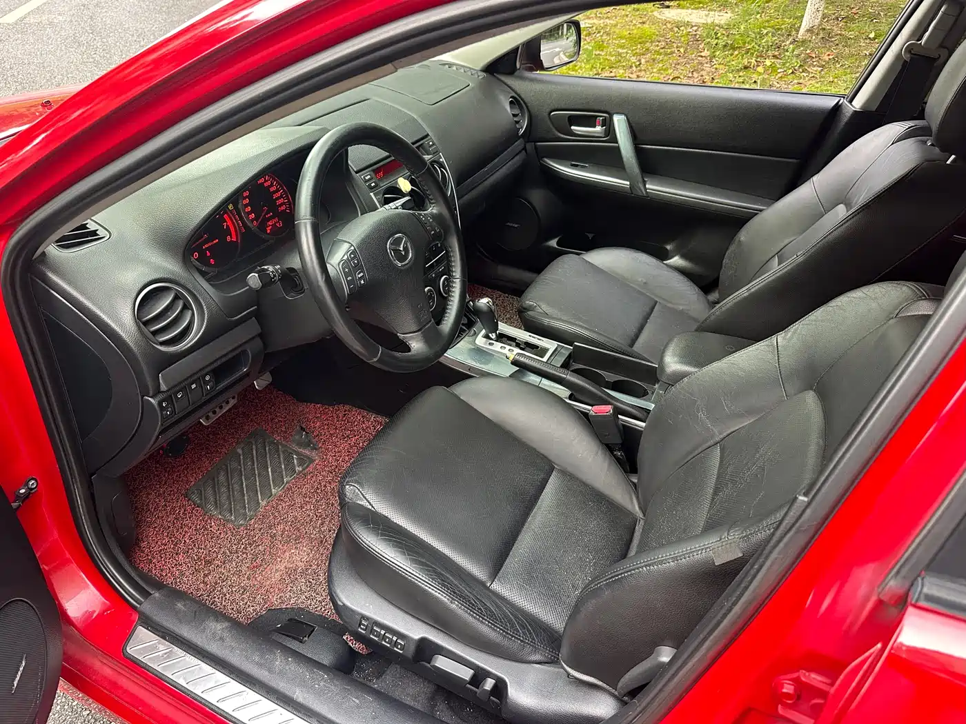 Фото 9 - Mazda 6
