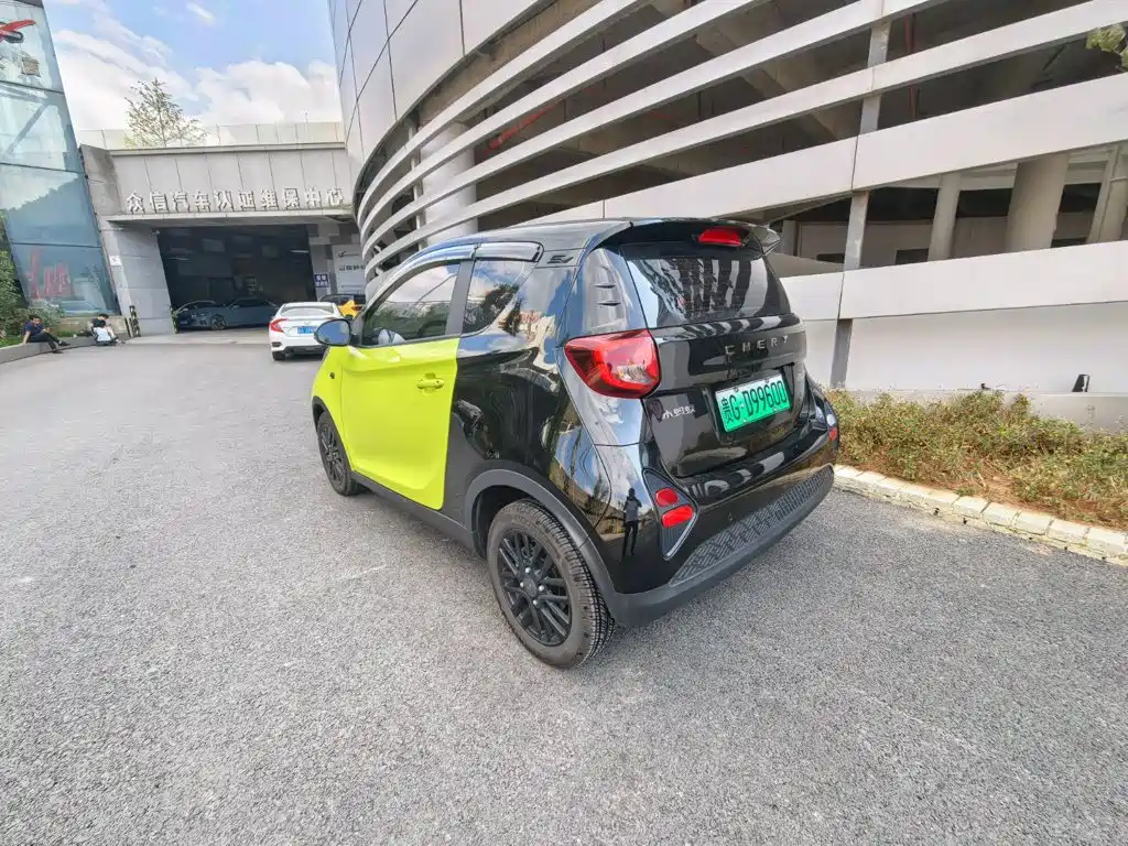 2025 QQ New Energy Little Ant