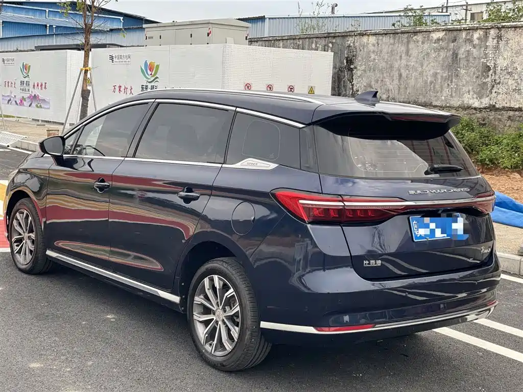 BYD Song MAX 2021 Upgrade 1.5T Automatic Luxury Edition 7-Seater фото 4