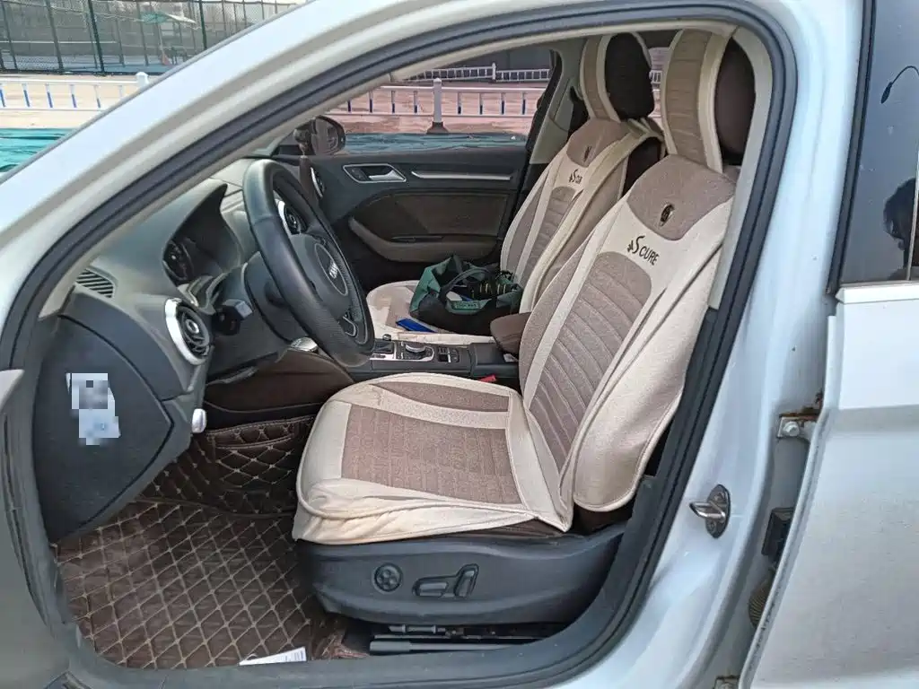 Audi A3 (Import) 2015 2014 Limousine 40 TFSI S line Comfort