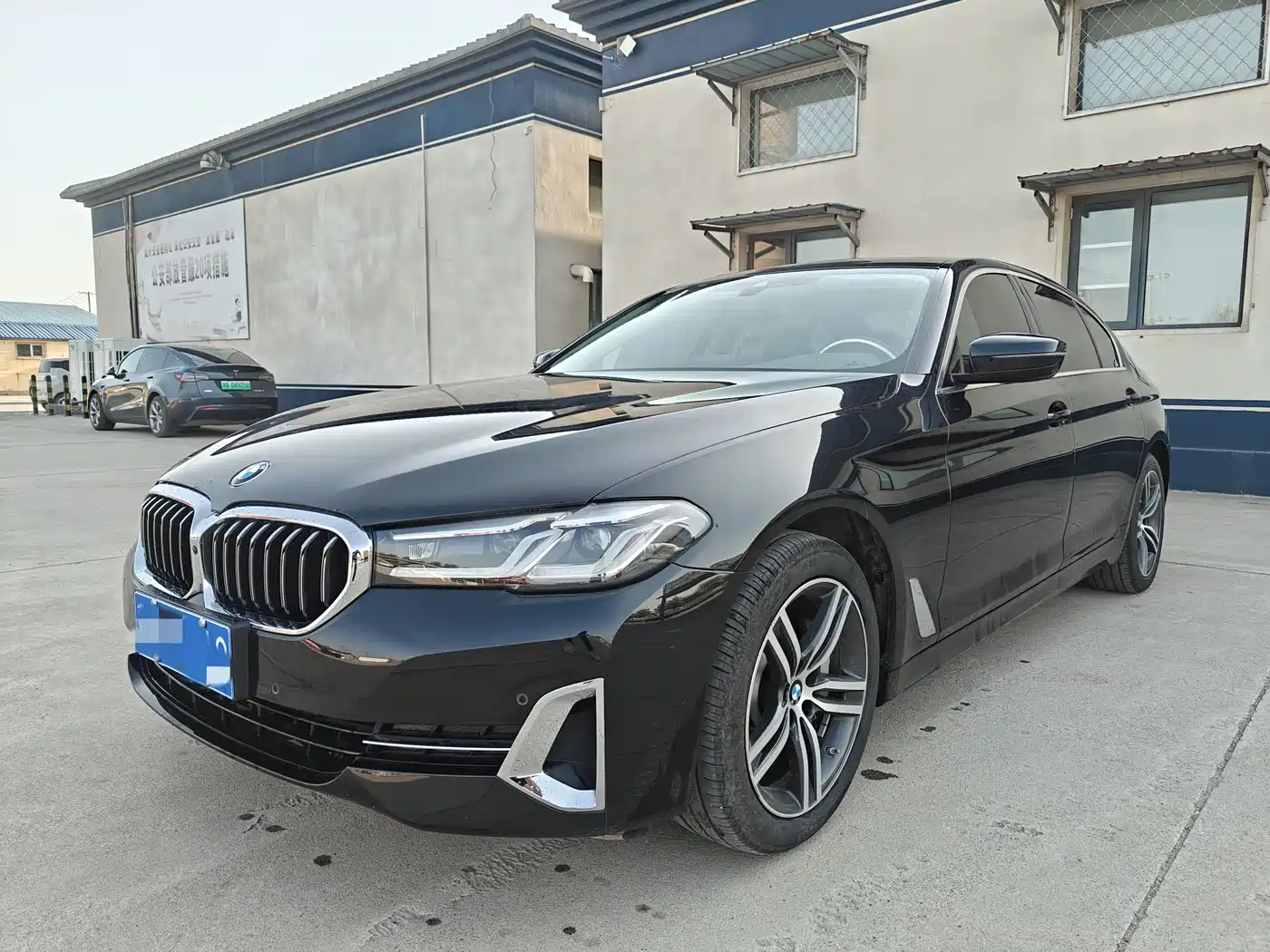 BMW 5 Series 2022 530Li Leading Luxury Package