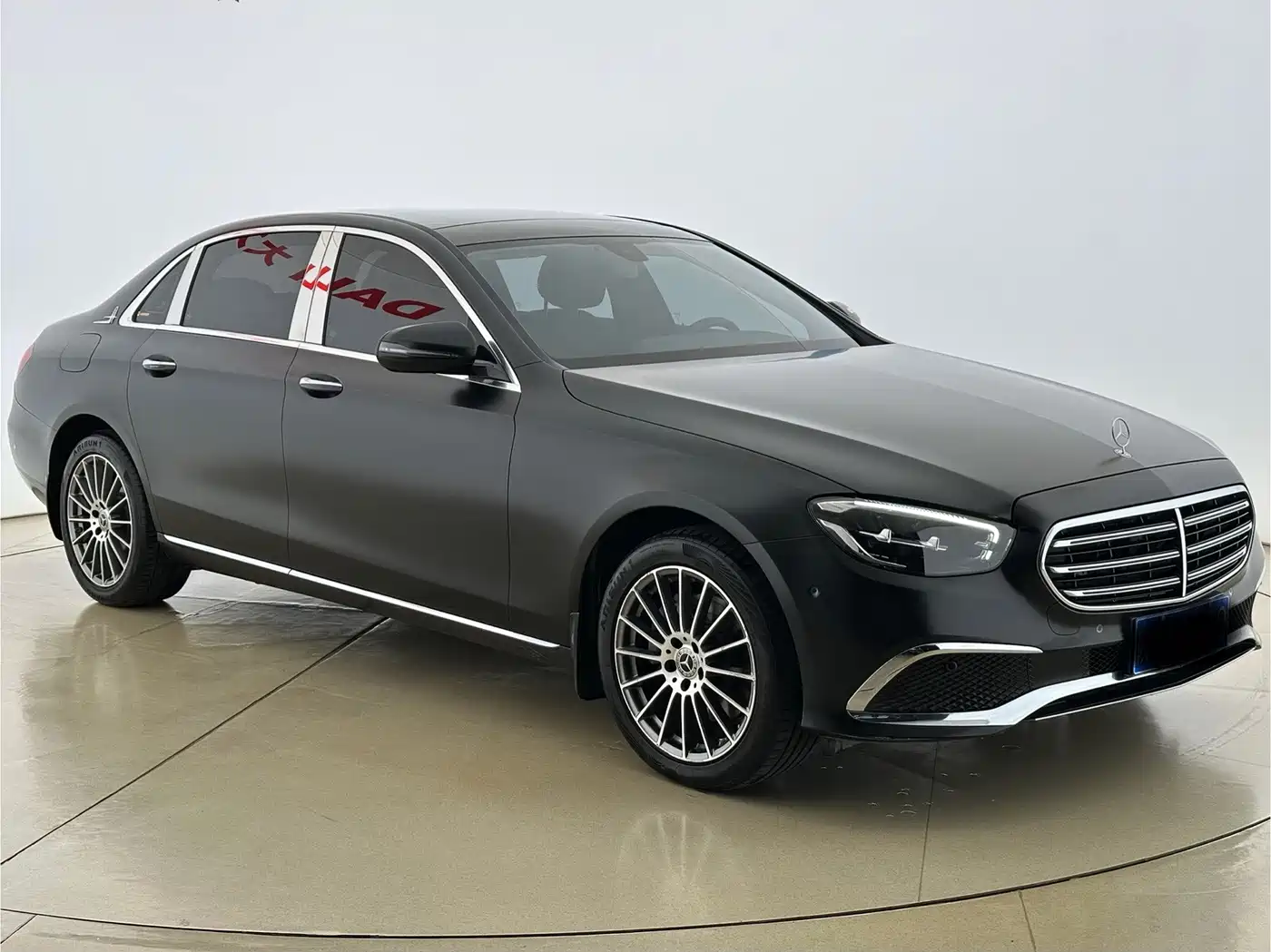 MERCEDES-BENZ E CLASS