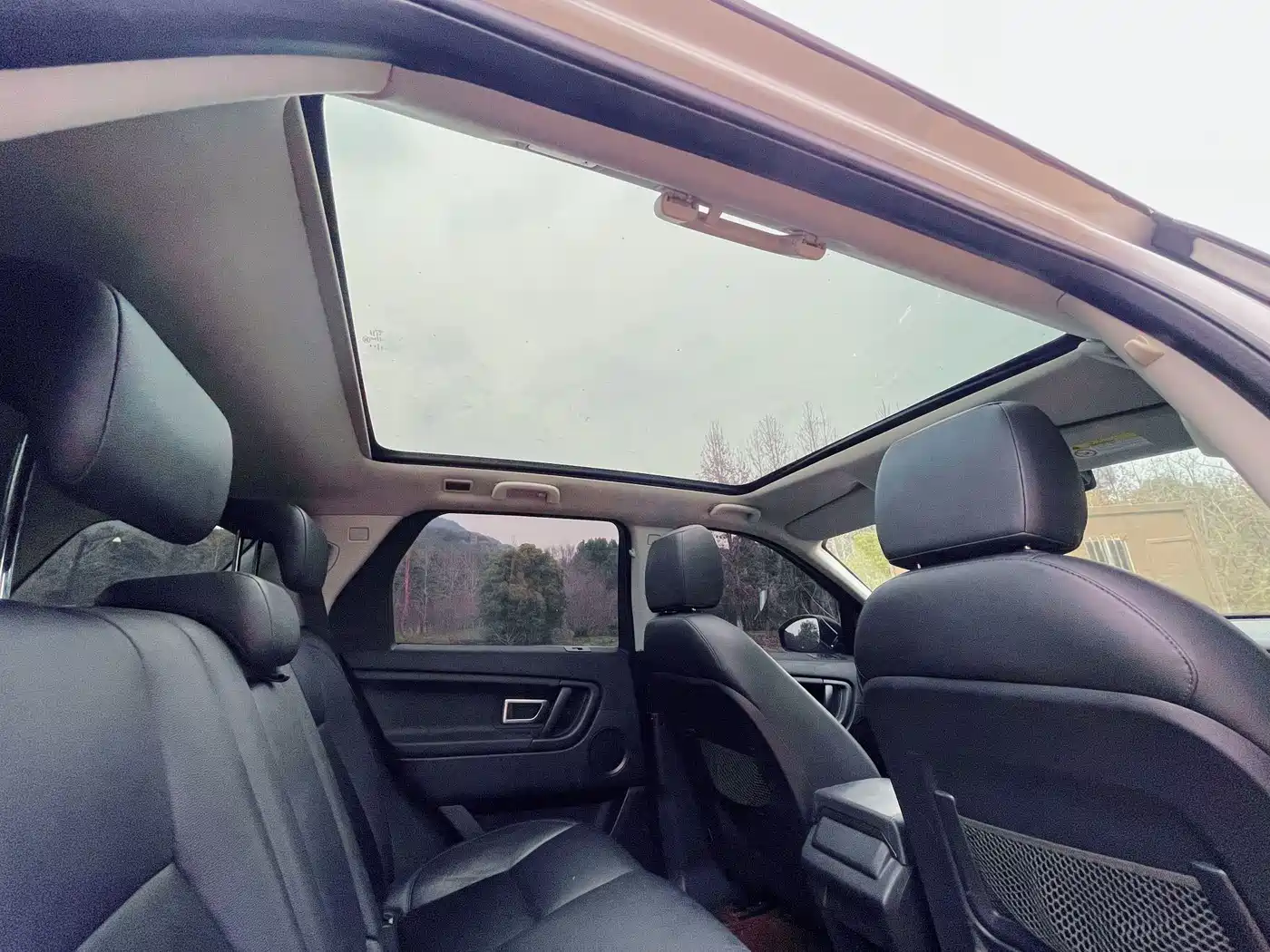 Land Rover Discovery Sport 2018 240PS PURE Edition фото 13