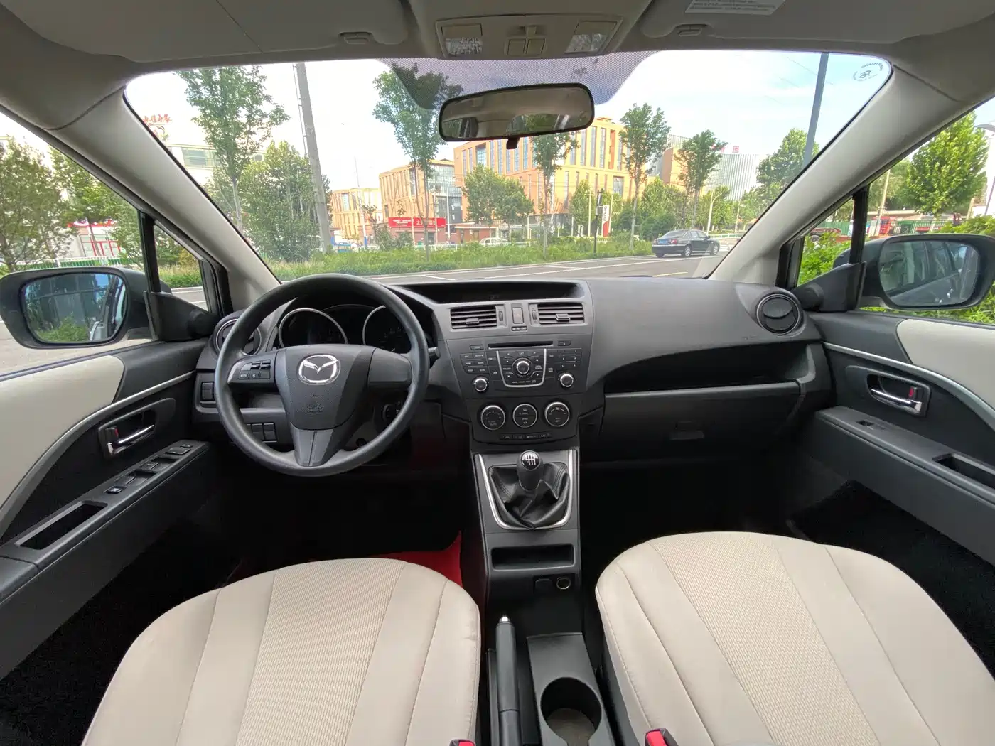 Mazda Mazda5 2015 2013 2.0L Manual Comfort