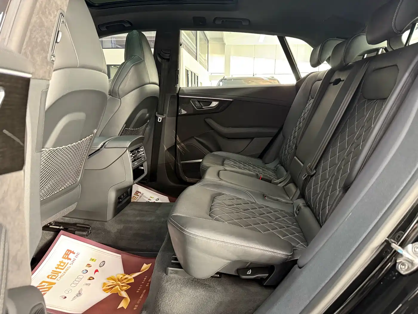 Audi Q8 2022 55 TFSI Exclusive Dynamic фото 11