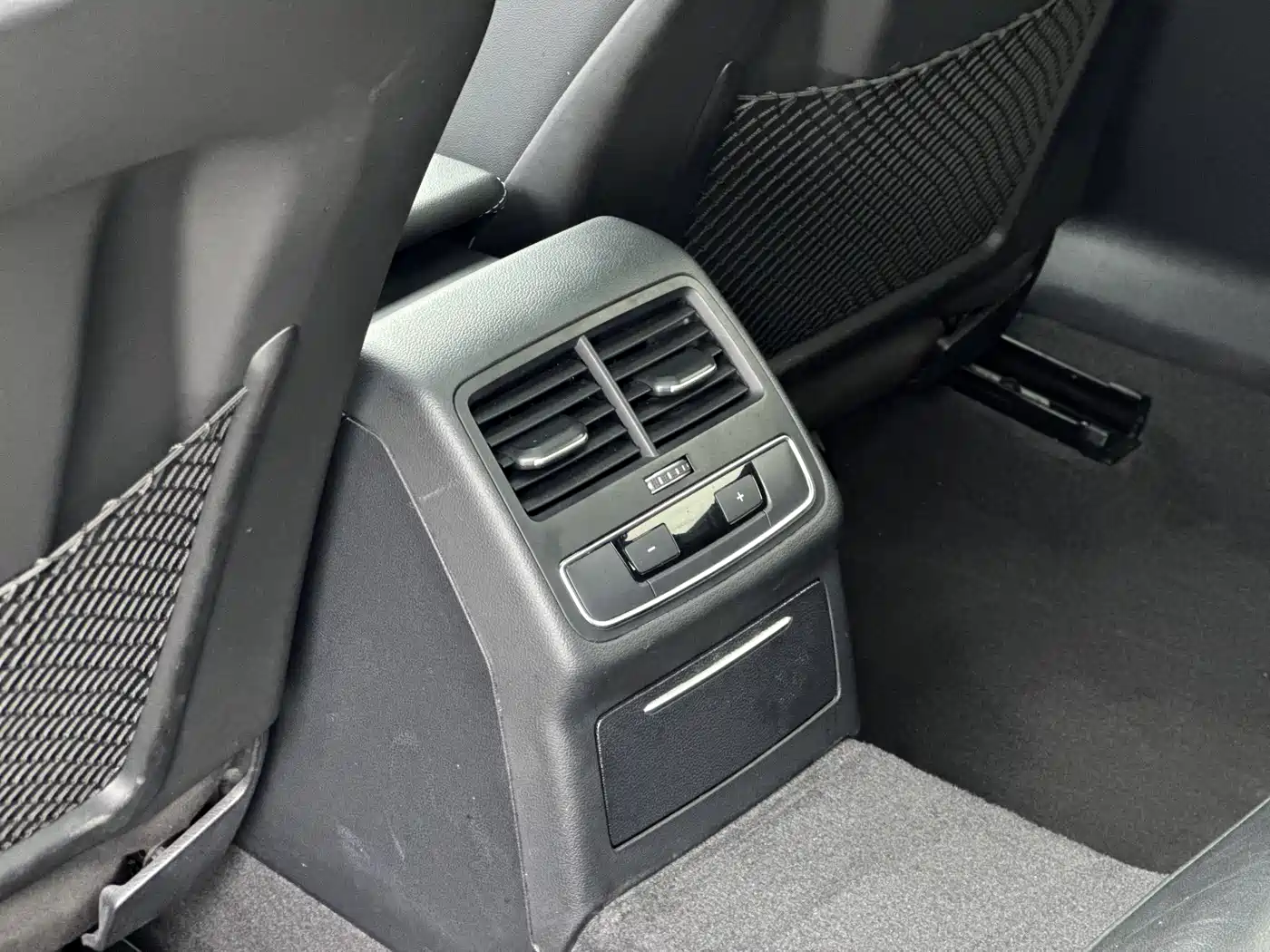 Audi A4L 2020 45 TFSI quattro Premium Dynamic фото 14