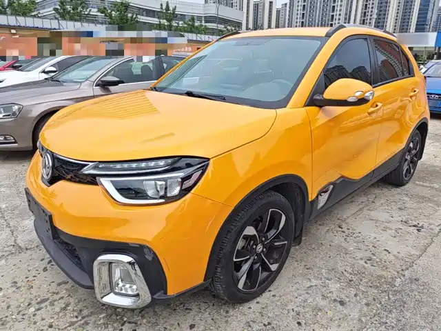  Dongfeng Aeolus Dongfeng Fengshen AX4 2017 1.6L DCT Trendy