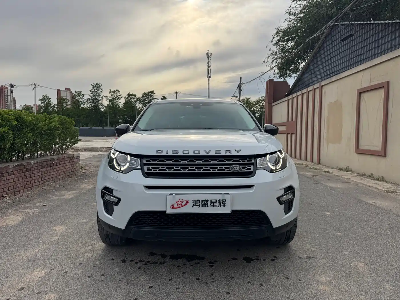 Land Rover Discovery Sport 2018 240PS PURE Edition фото 2