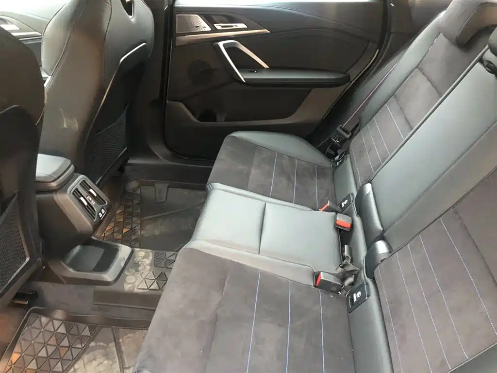 BMW X1 M35Li 2024 M35Li фото 9