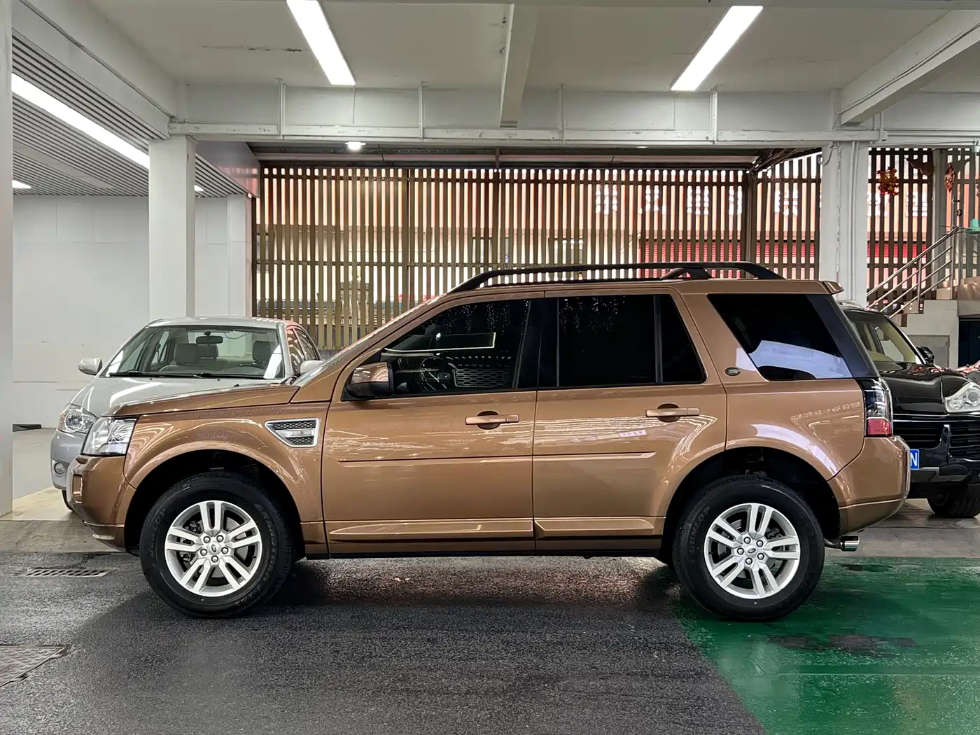 Land Rover Freelander 2 2014 2014 2.0T Si4 HSE Gasoline Edition