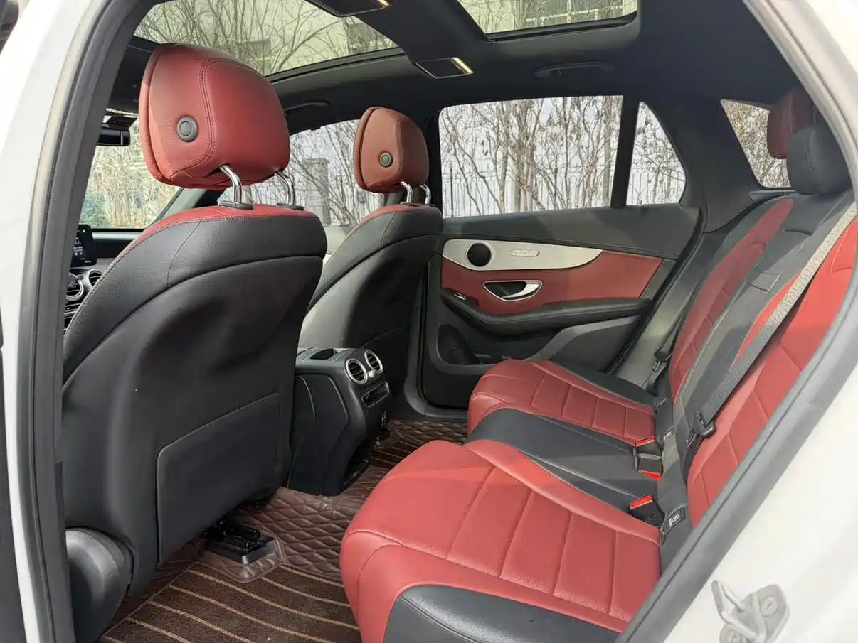 Mercedes-Benz GLC 2021 GLC 300 L 4MATIC Sporty фото 8
