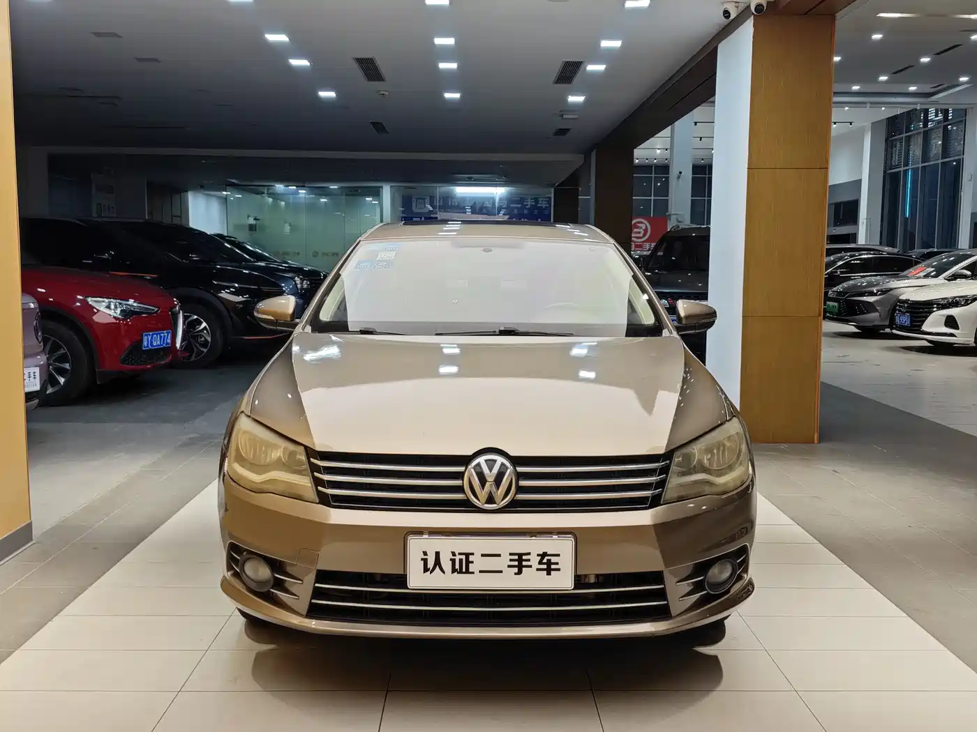Volkswagen Bora 2014 1.6L Automatic Comfort Edition фото 3