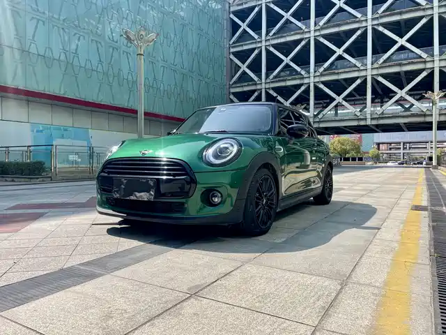 MINI MINI 2021 1.5T COOPER Artist