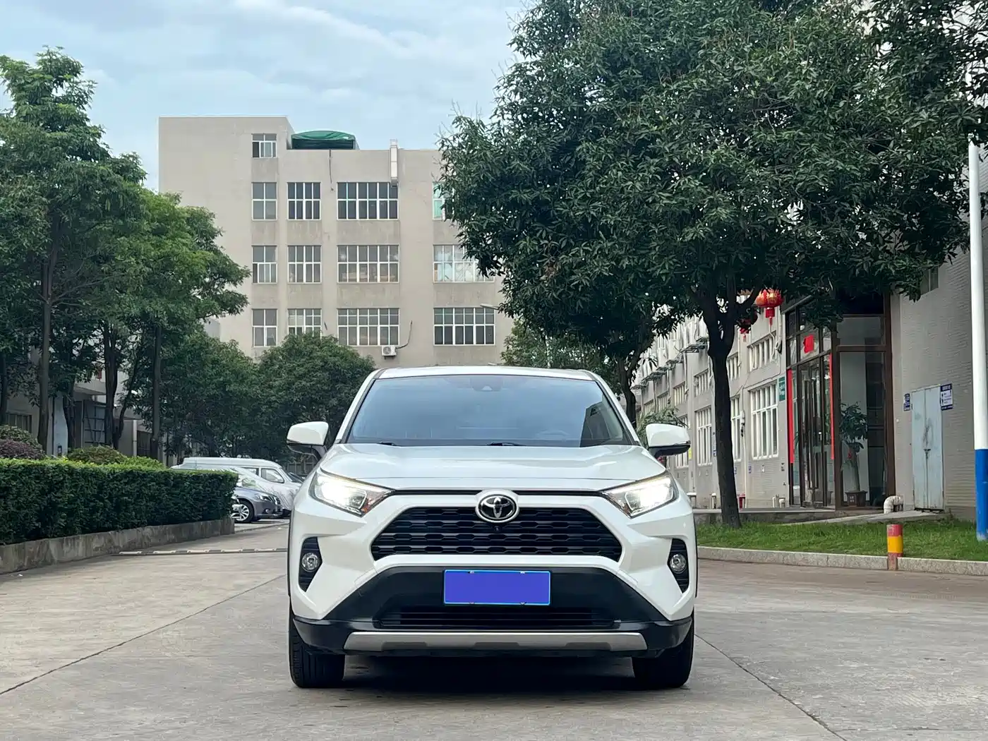 Toyota RAV4 Rongfang 2020 2.0L CVT 2WD Trend Edition фото 2