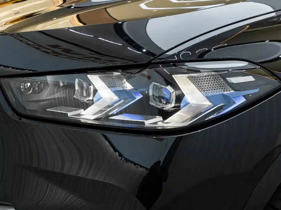 Photo 8 - BMW X5