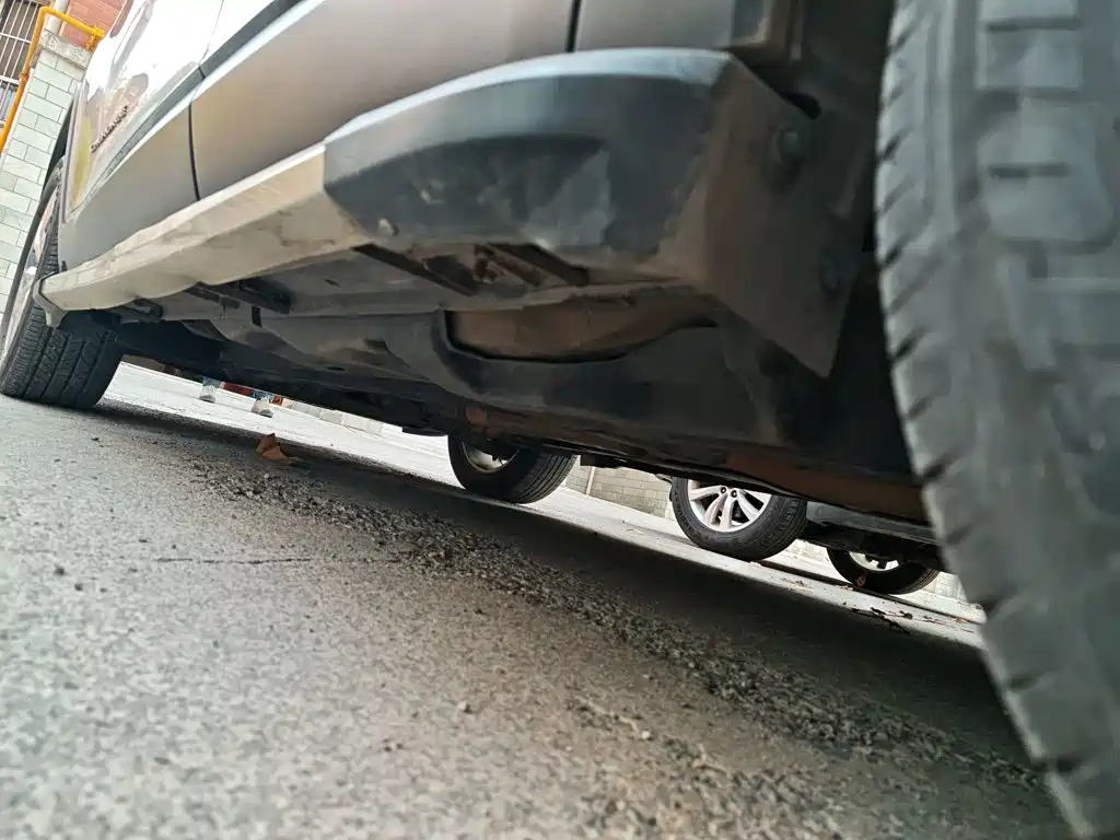 Jeep Cherokee (Import) 2015 2014 2.4L Luxury