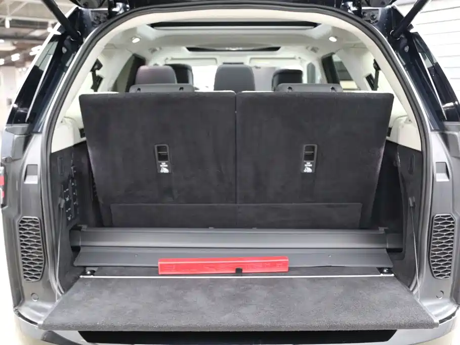 Land Rover Discovery 2024 2024 Model 360PS Dynamic HSE