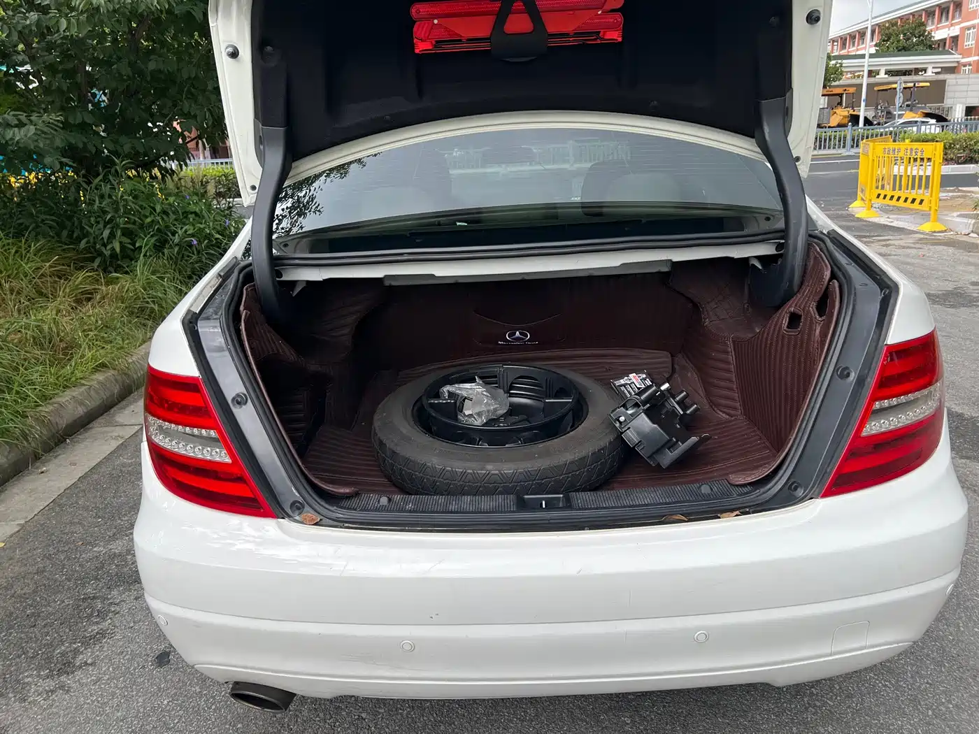 Mercedes-Benz C-Class 2013 2013 Model C 180 CGI Classic