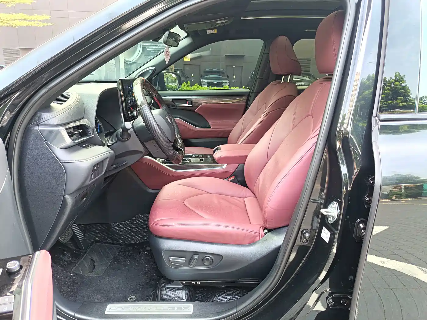 Toyota Crown Kluger 2024 2023 2.5L HEV AWD Luxury Edition