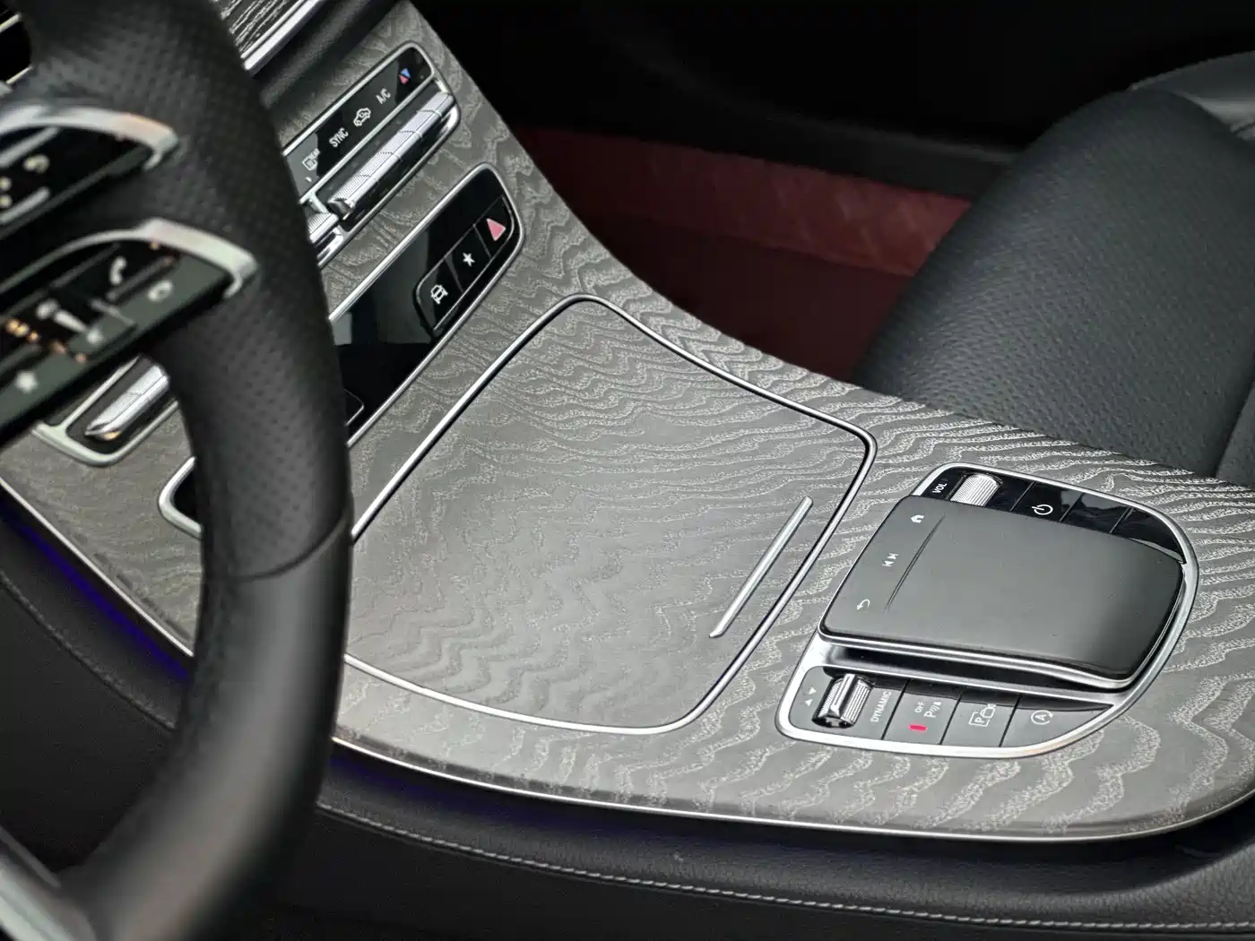 Mercedes-Benz E-Class 2021 E 300 L Sport Fashion фото 10