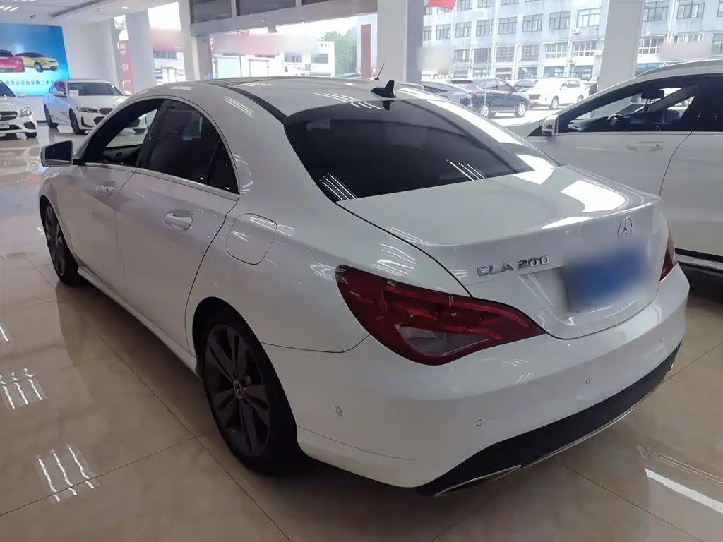 Mercedes-Benz CLA (Import) 2019 CLA 200 Sport фото 5