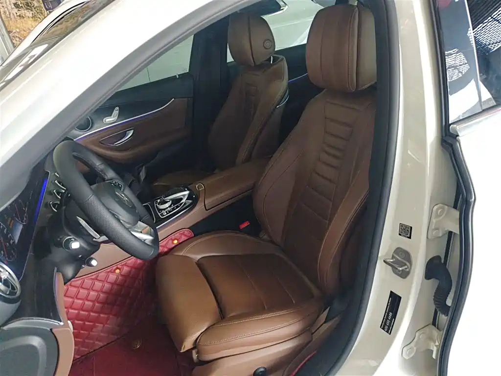 Mercedes-Benz E-Class 2016 E 200 L Sport Type фото 12