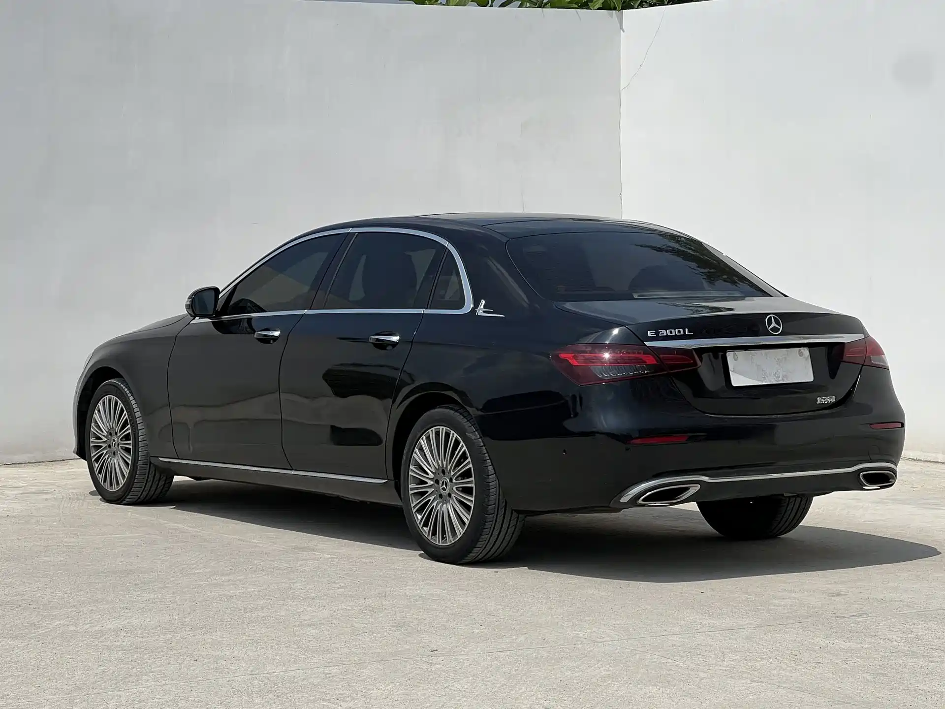 Фото 5 - Mercedes-Benz E-Class