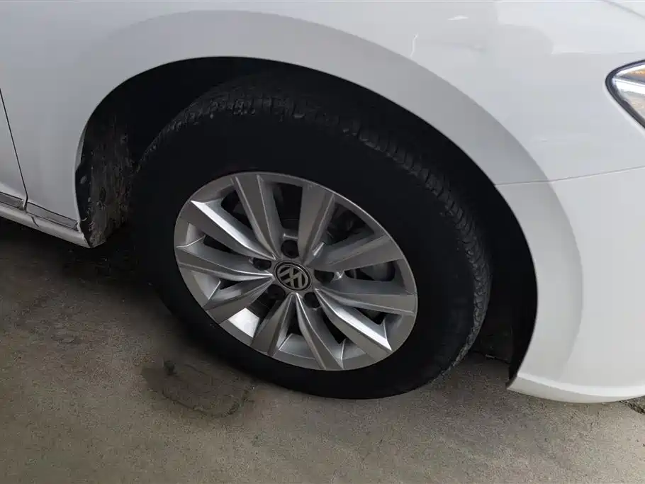 VOLKSWAGEN Lavida Pure Electric