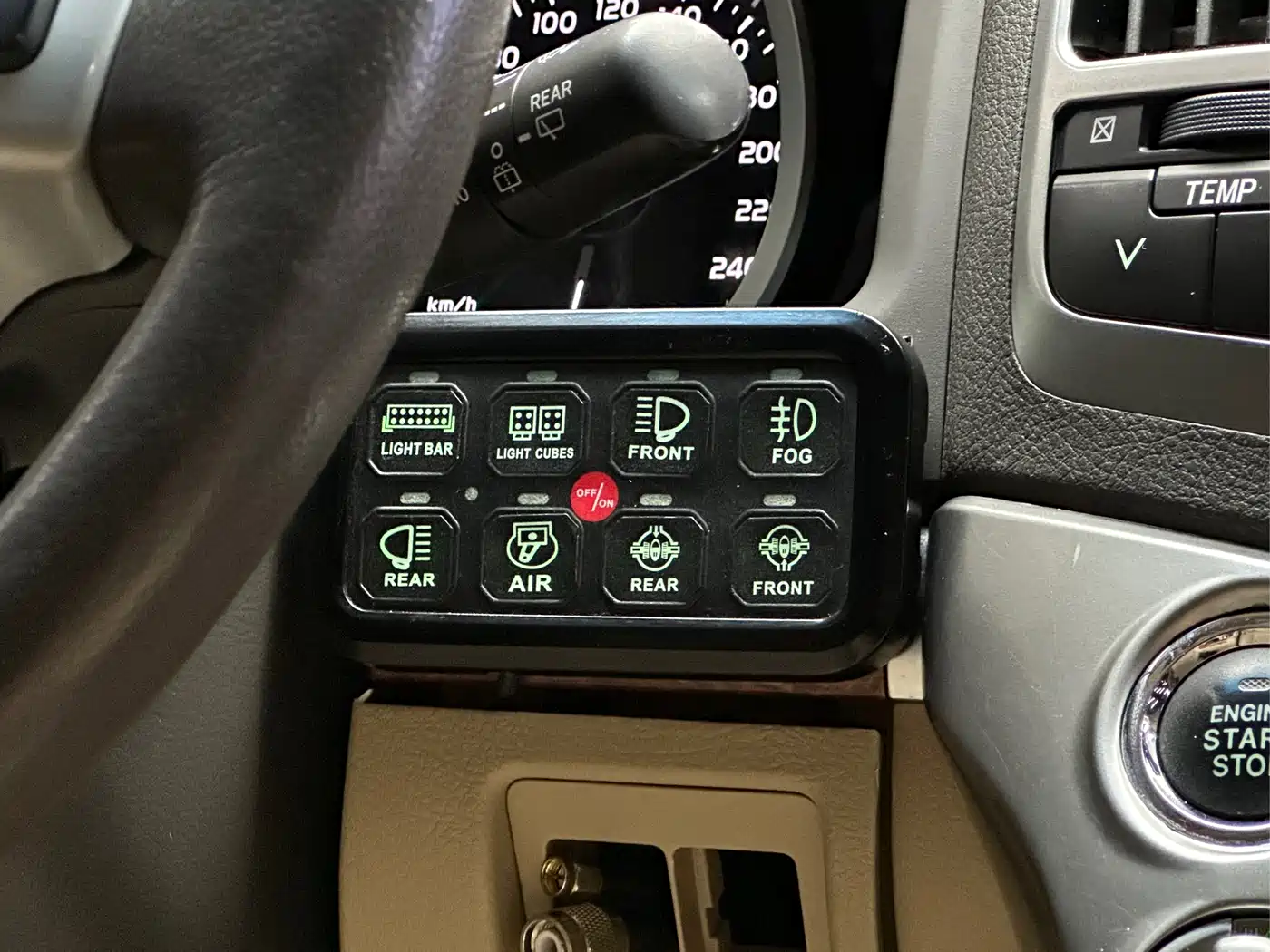 Toyota Land Cruiser 2012 4.6L Automatic VX-R фото 20
