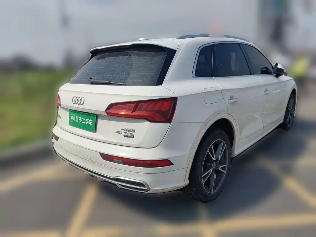AUDI Q5L