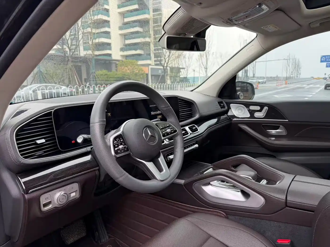 Mercedes-Benz GLE 2020 Facelift GLE 350 4MATIC Luxury фото 4