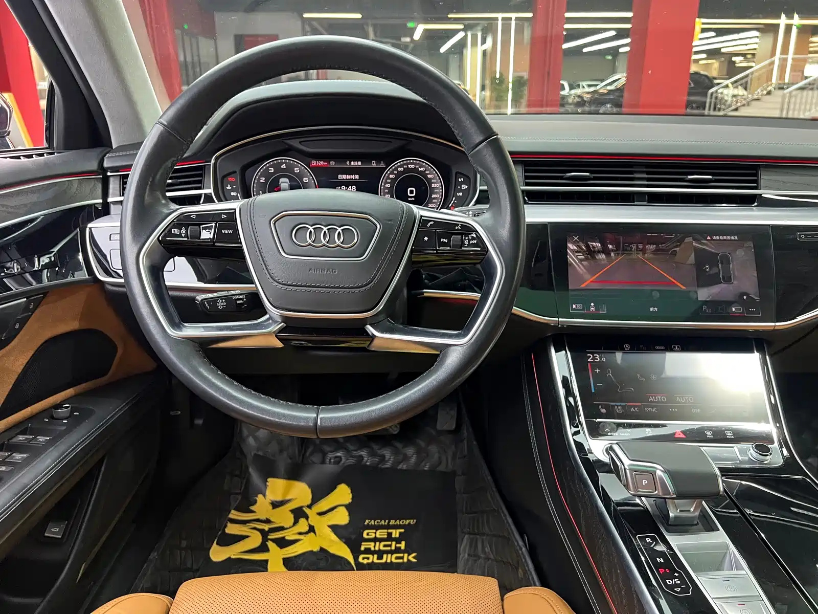 Фото 11 - Audi A8