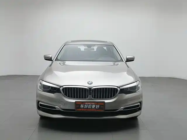 BMW 5 Series 2020 525Li Luxury Package — фото 3