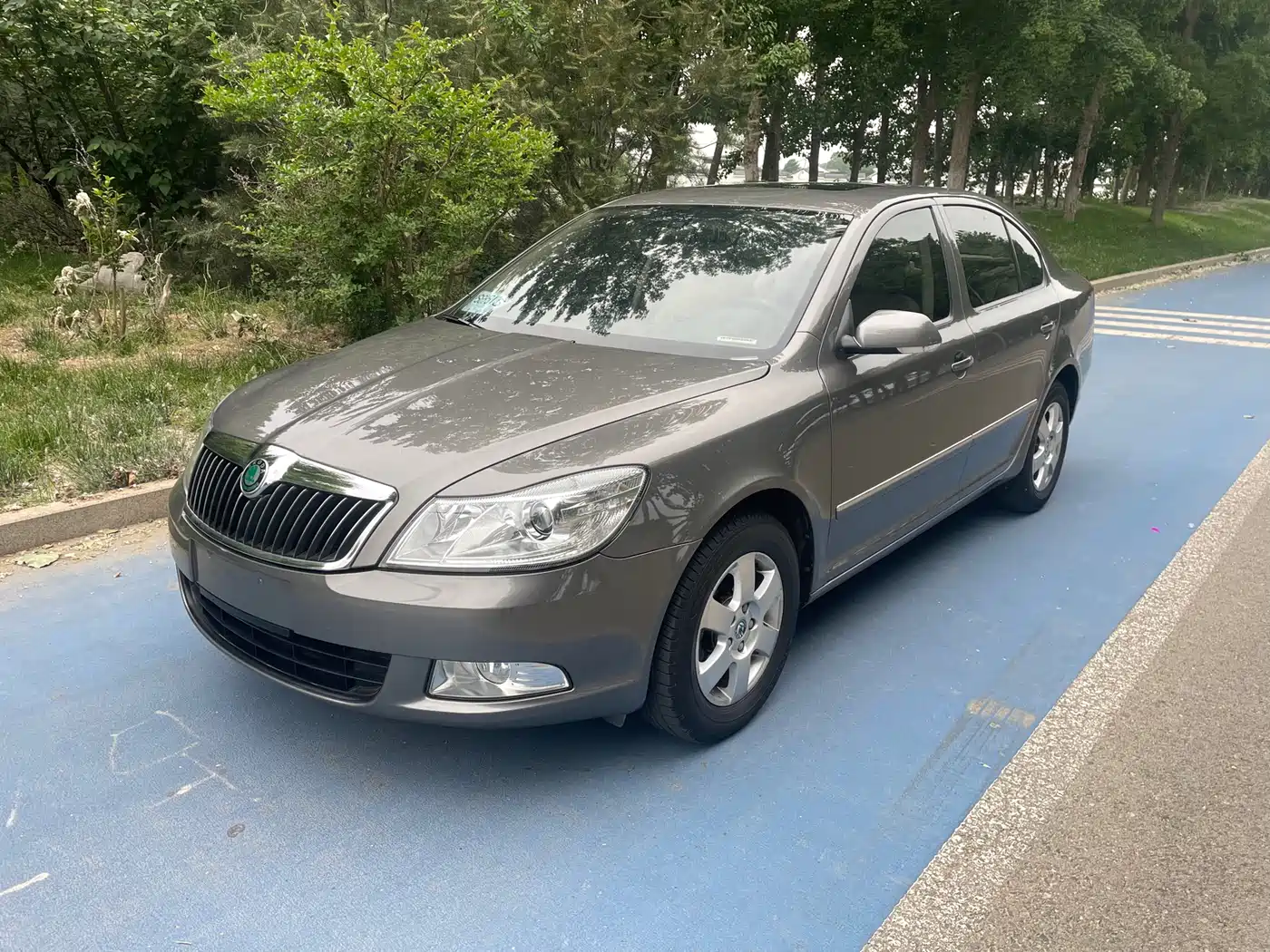 Škoda Octavia 2012 1.6L Auto Yijun Edition