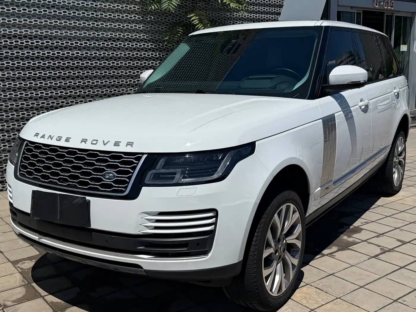 Land Rover Range Rover 2021 2021 3.0 L6 Heritage Extended Classic Edition