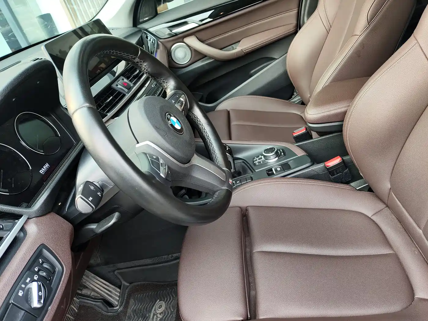 BMW X1 2022 sDrive25Li Leading фото 8