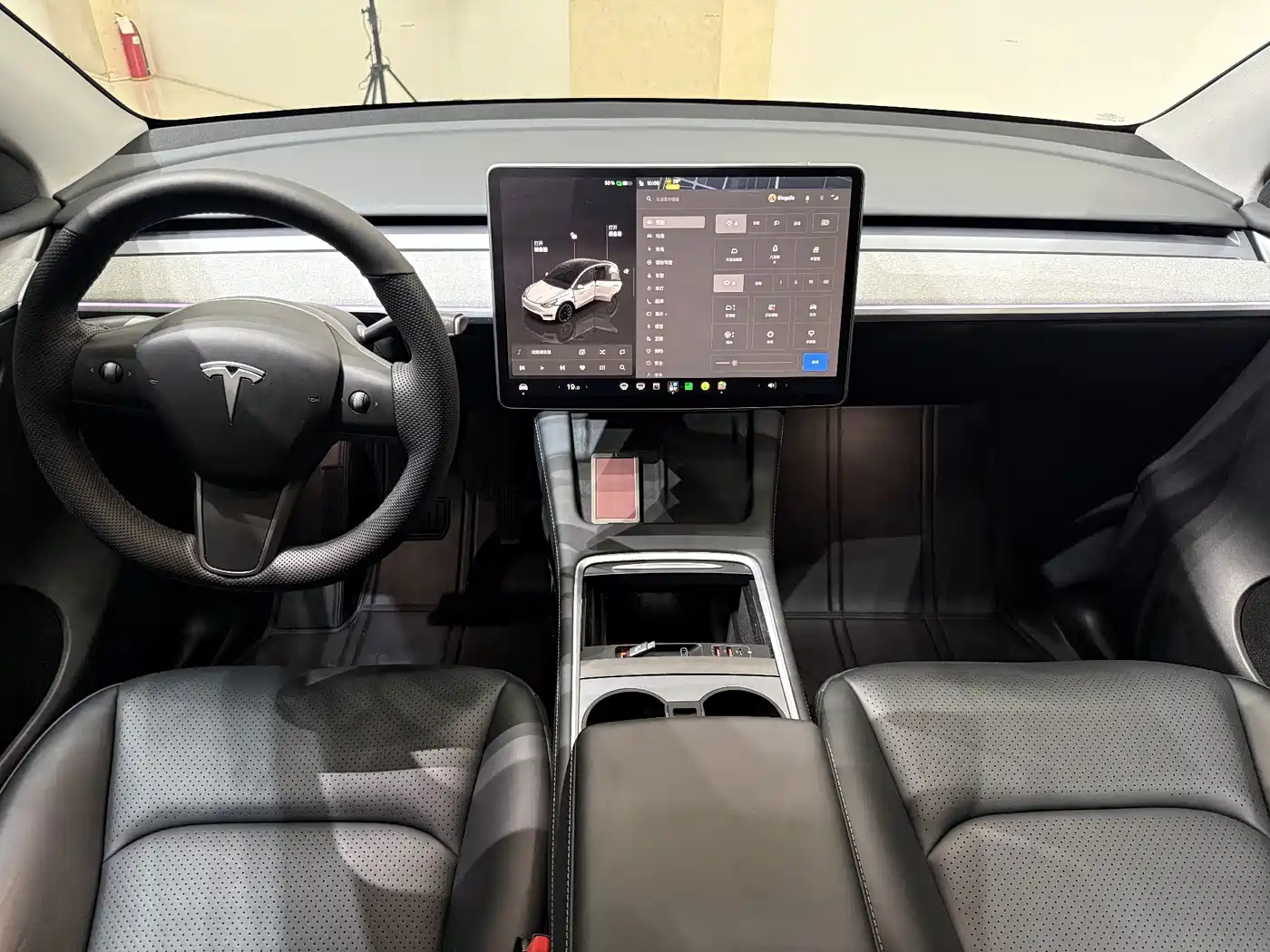 Фото 6 - Tesla Model Y