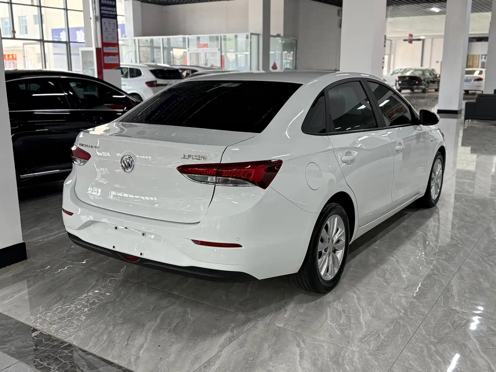 Фото 8 - Buick Excelle