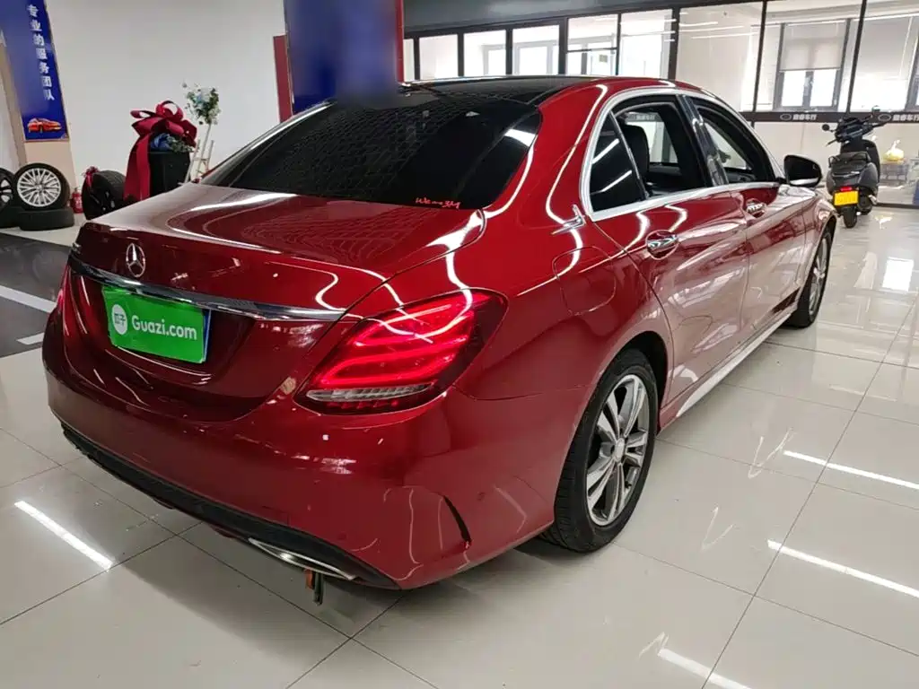 Фото 7 - Mercedes-Benz C-Class