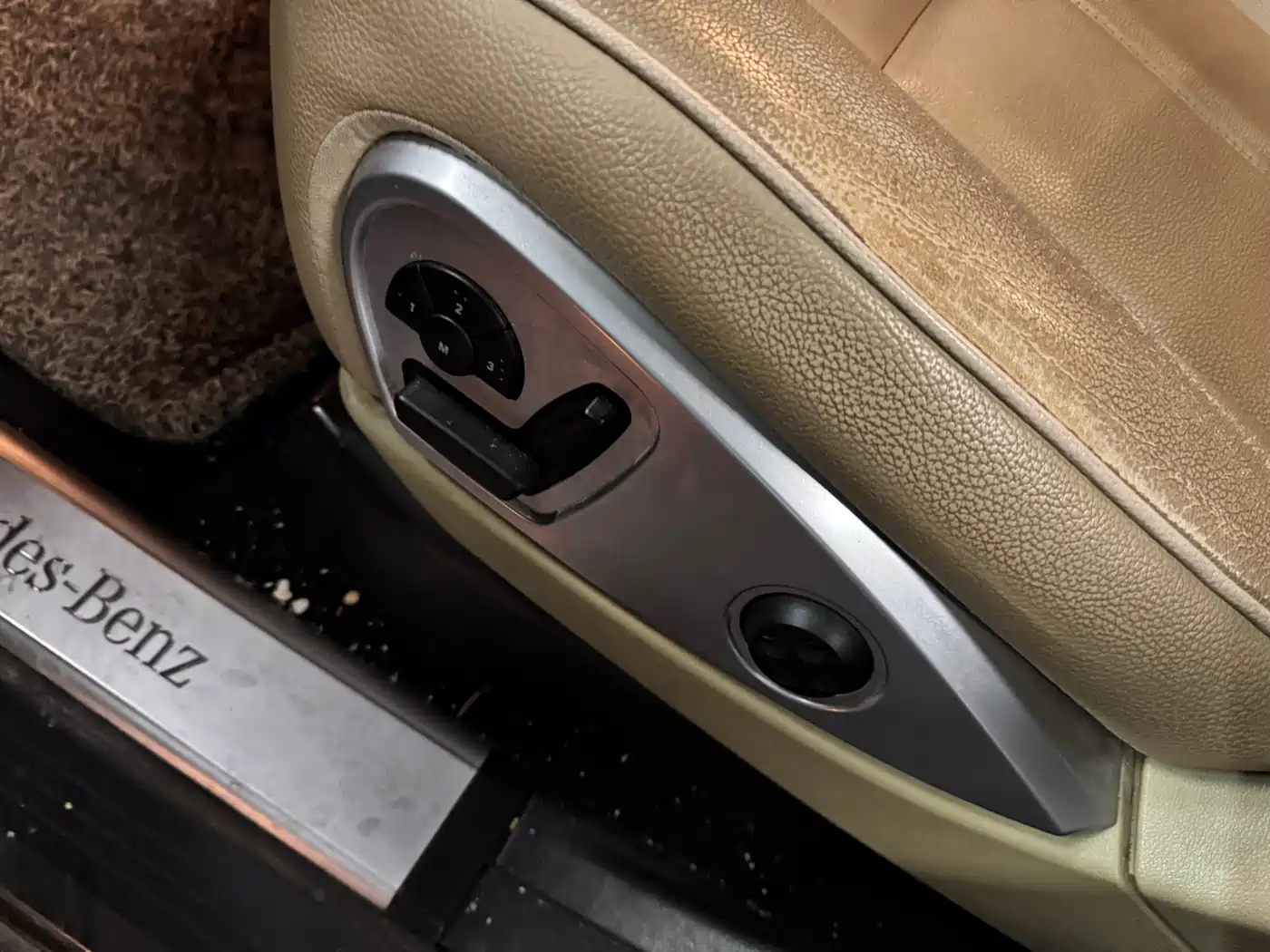 Mercedes-Benz M-Class 2010 ML 350 4MATIC Luxury фото 6