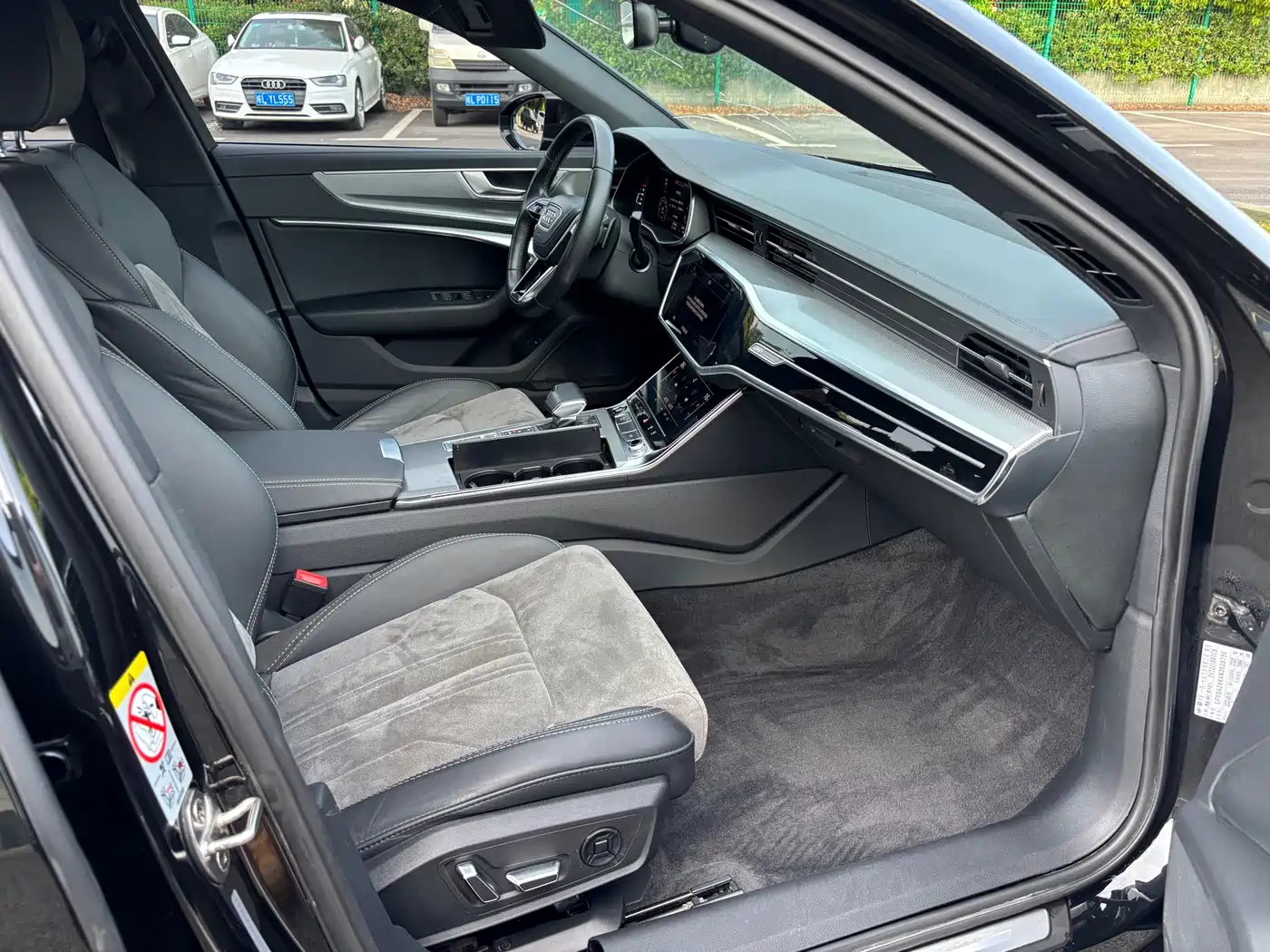 Audi A6L 2023 40 TFSI Luxury Dynamic фото 15