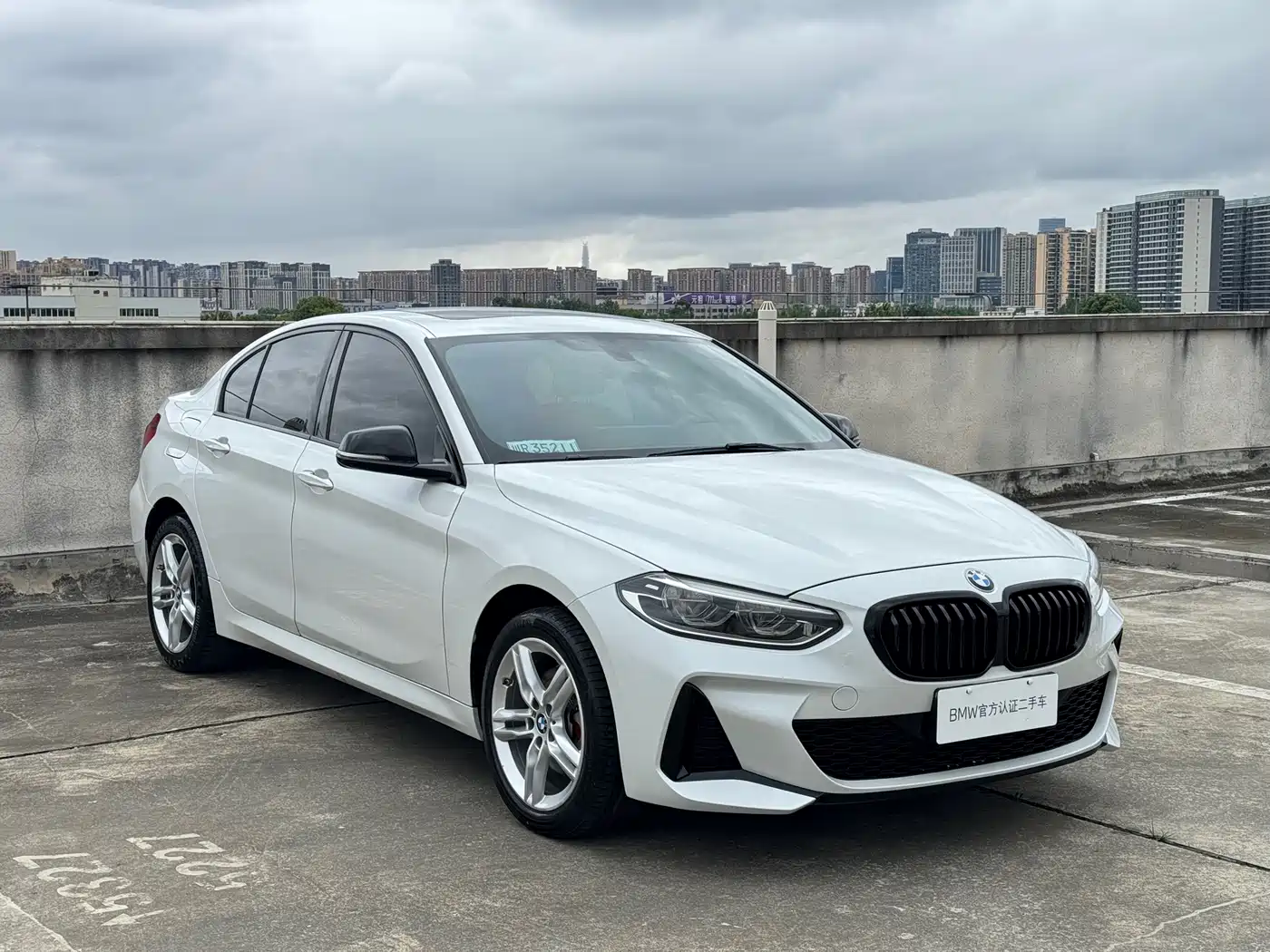 BMW 1 Series 2021 Facelift 120i M Sport Shadow Edition фото 2