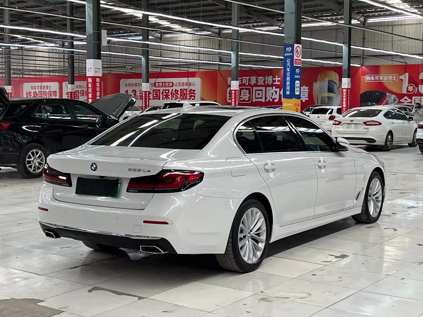 BMW 5 Series New Energy 2021 535Le Luxury Package фото 17