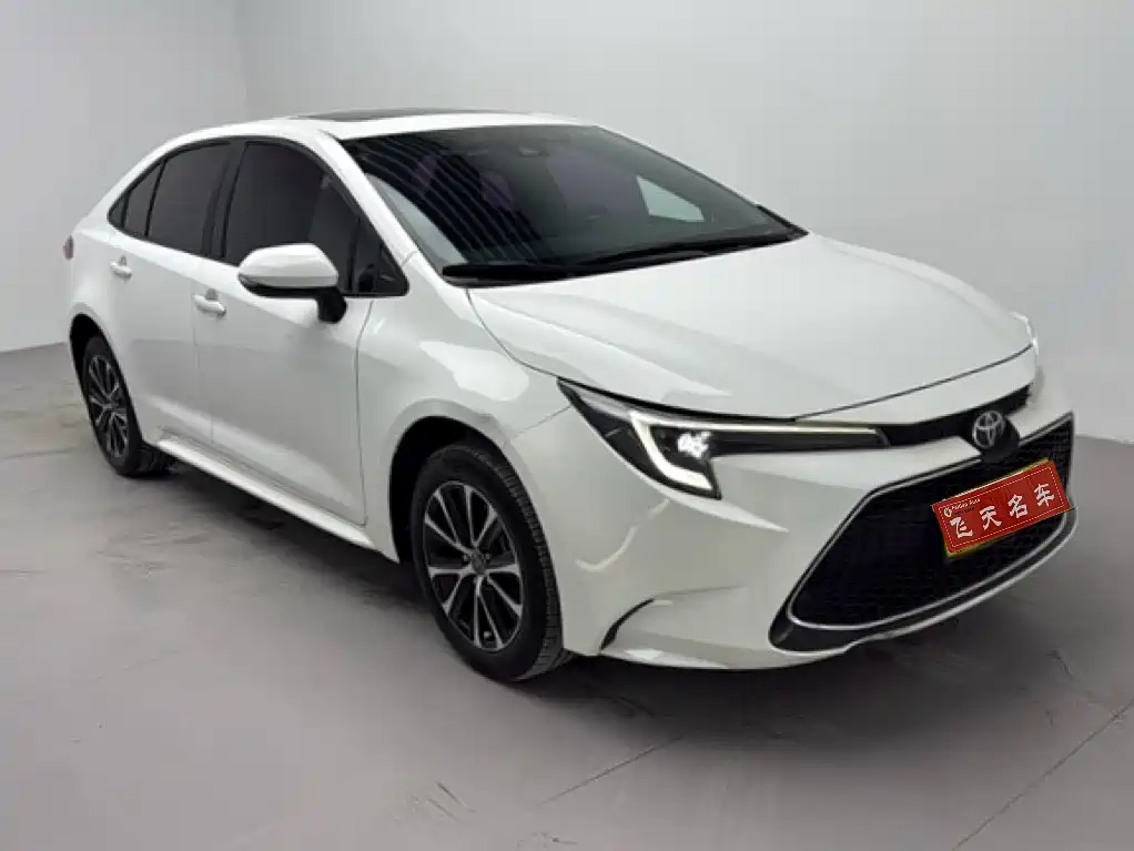 Toyota Levin 2024 185T CVT Luxury Edition фото 3