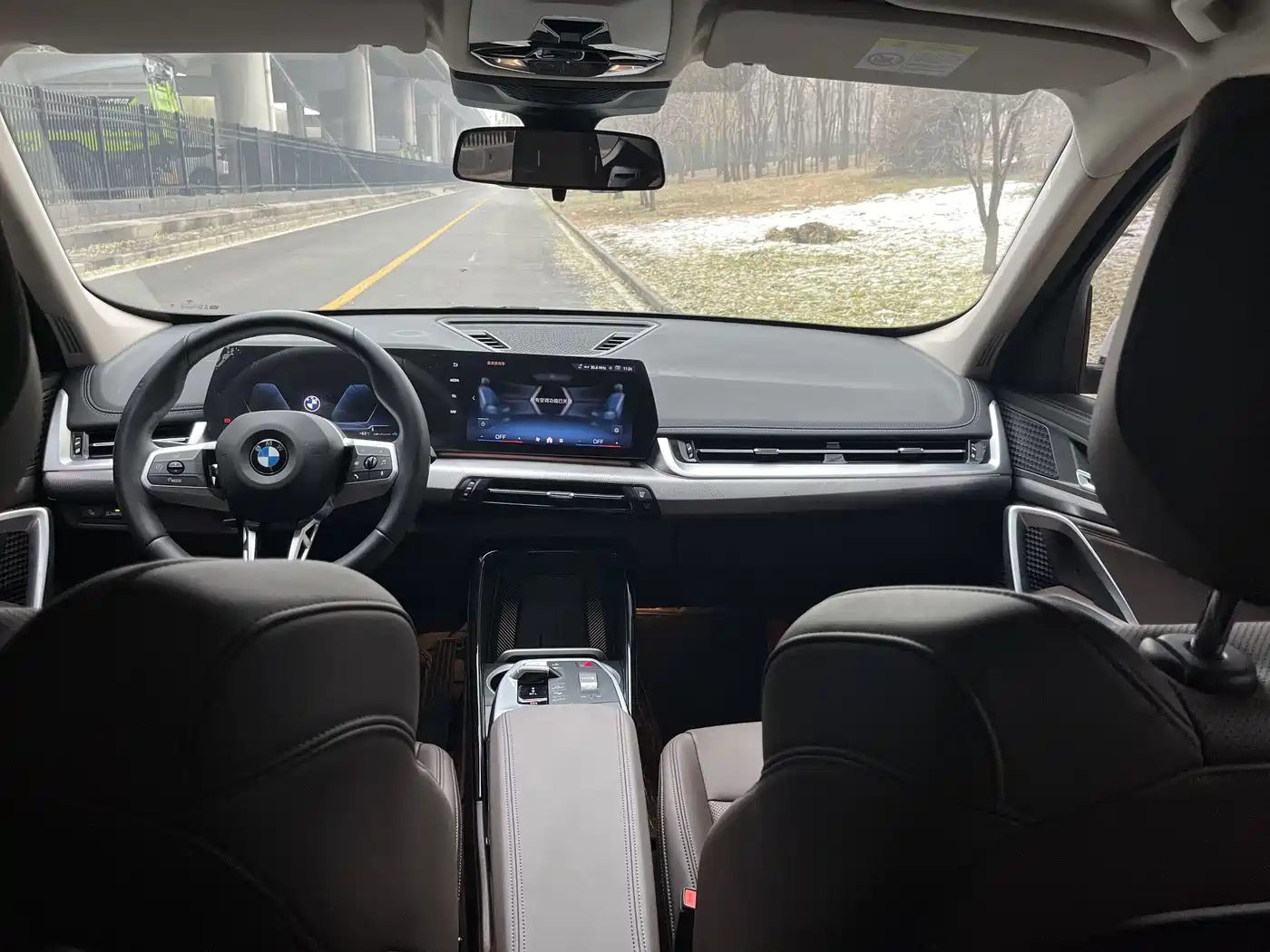 BMW X1 2024 sDrive25Li M Sport Package фото 7
