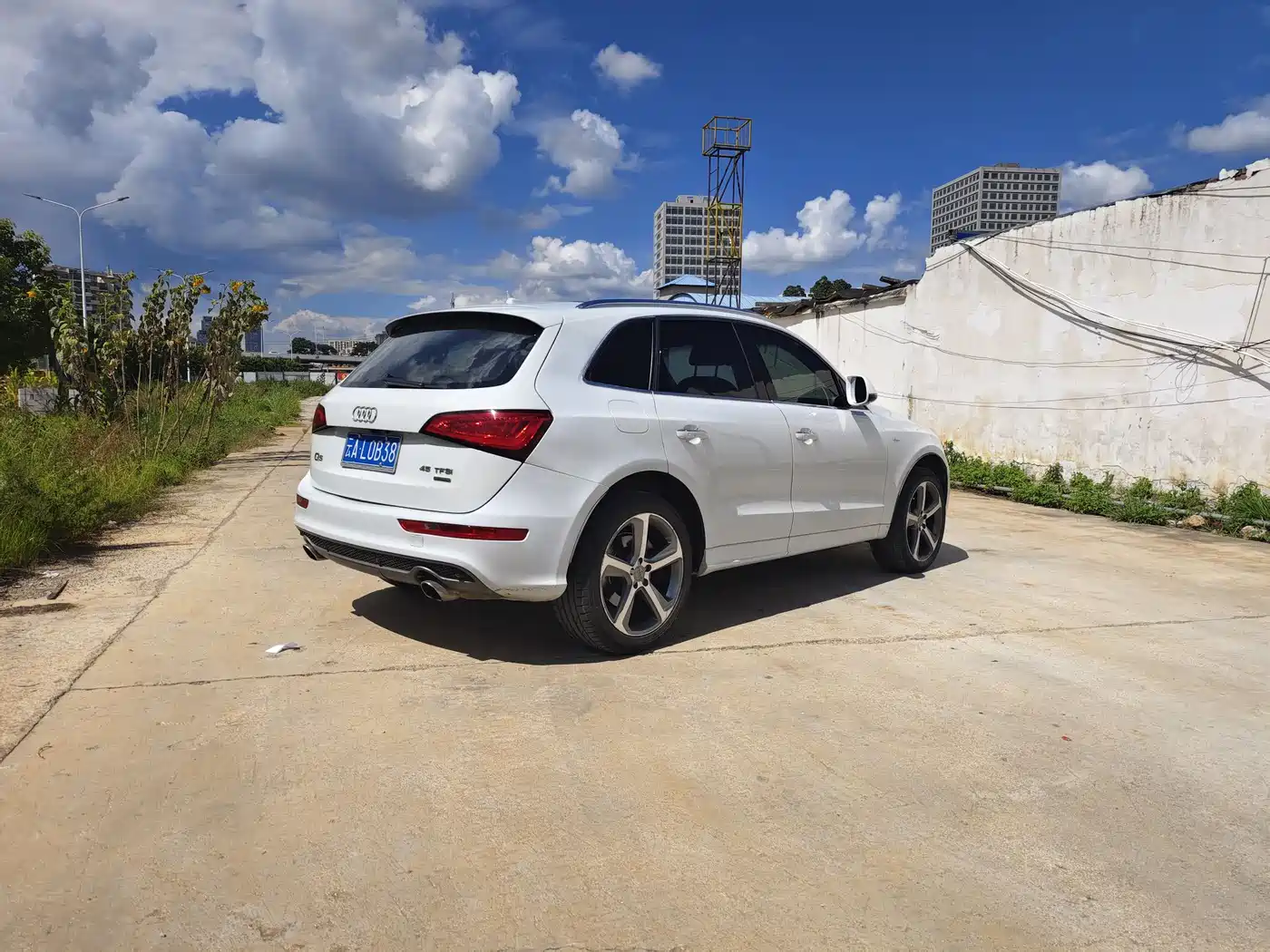 AUDI Q5