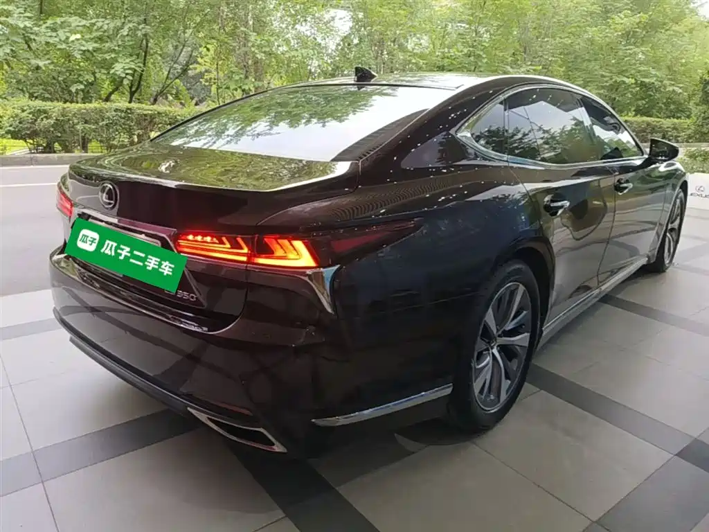 Lexus LS 2018 350 Excellence Edition China V фото 7