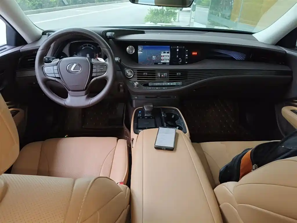 Lexus LS 2018 350 Excellence Edition China V фото 10