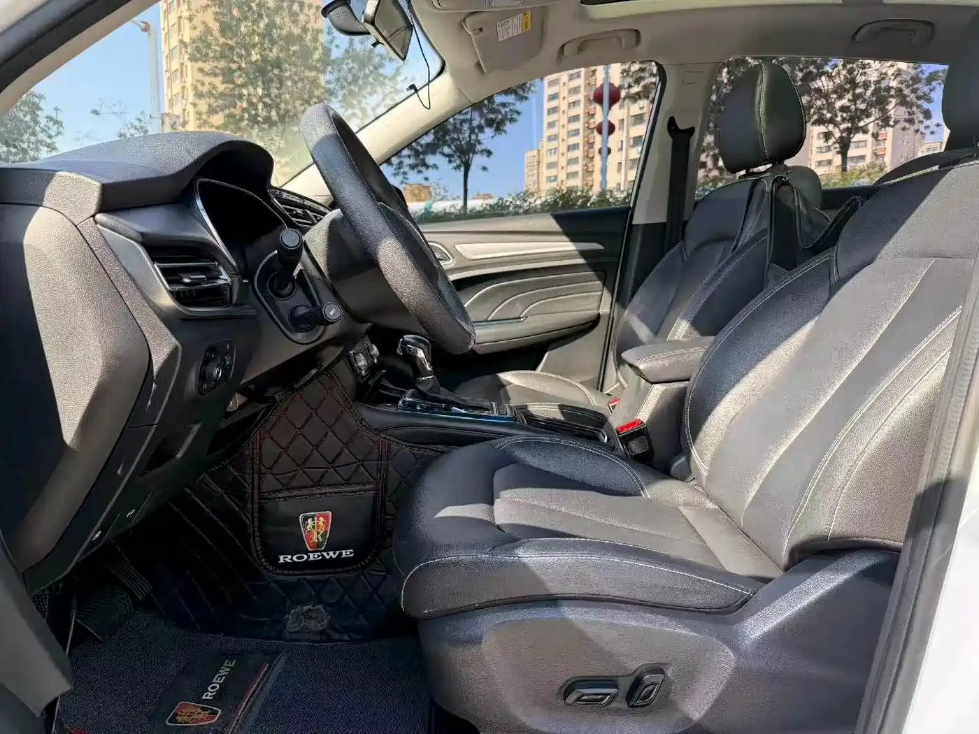 Roewe RX3 2019 2018 1.6L CVT Internet Smart Edition