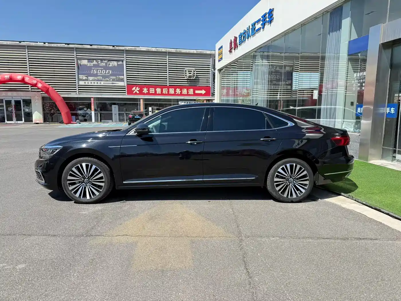 VOLKSWAGEN PASSAT